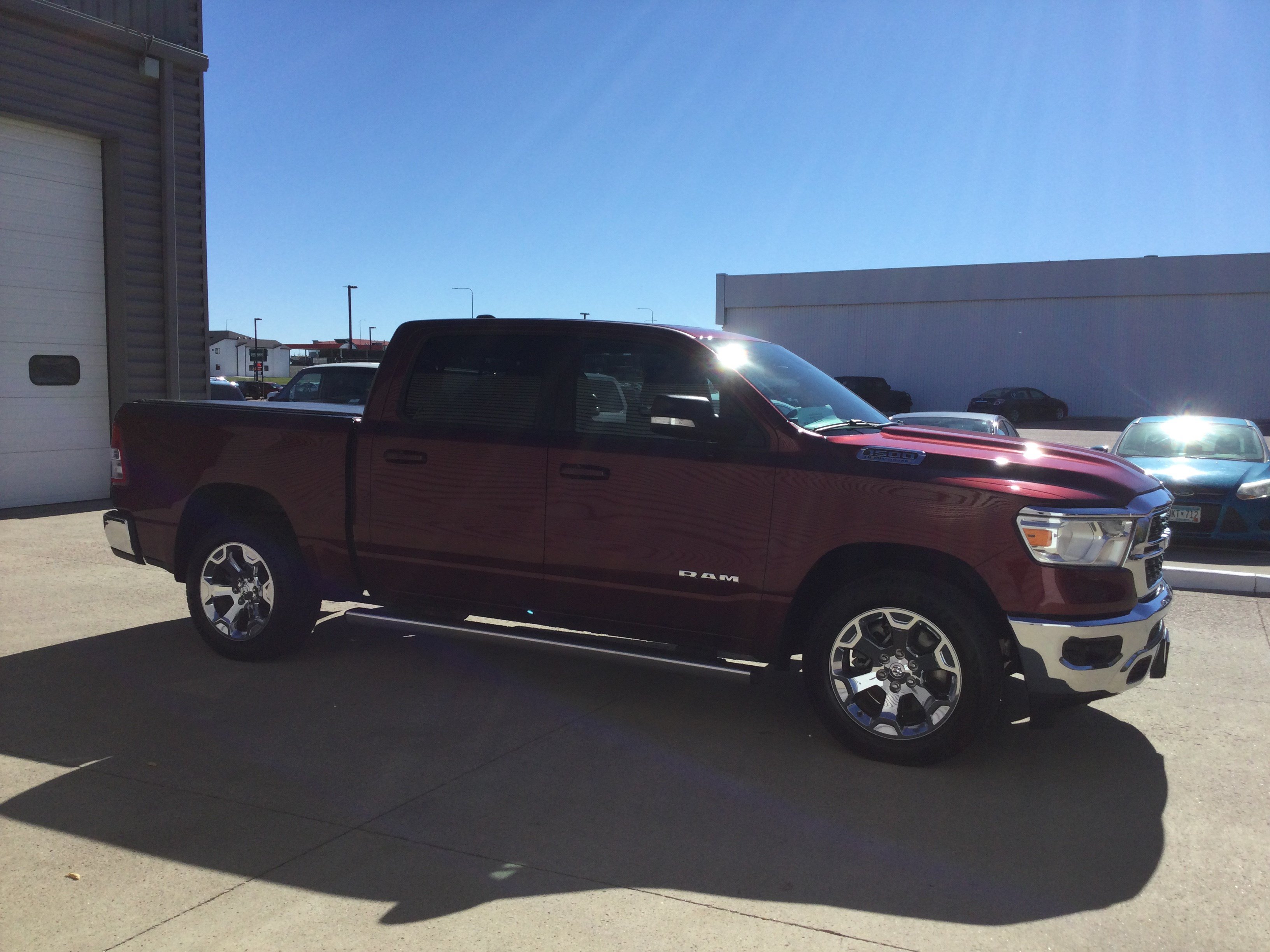 Used 2022 RAM 1500 Big Horn AWD/4WD image 3