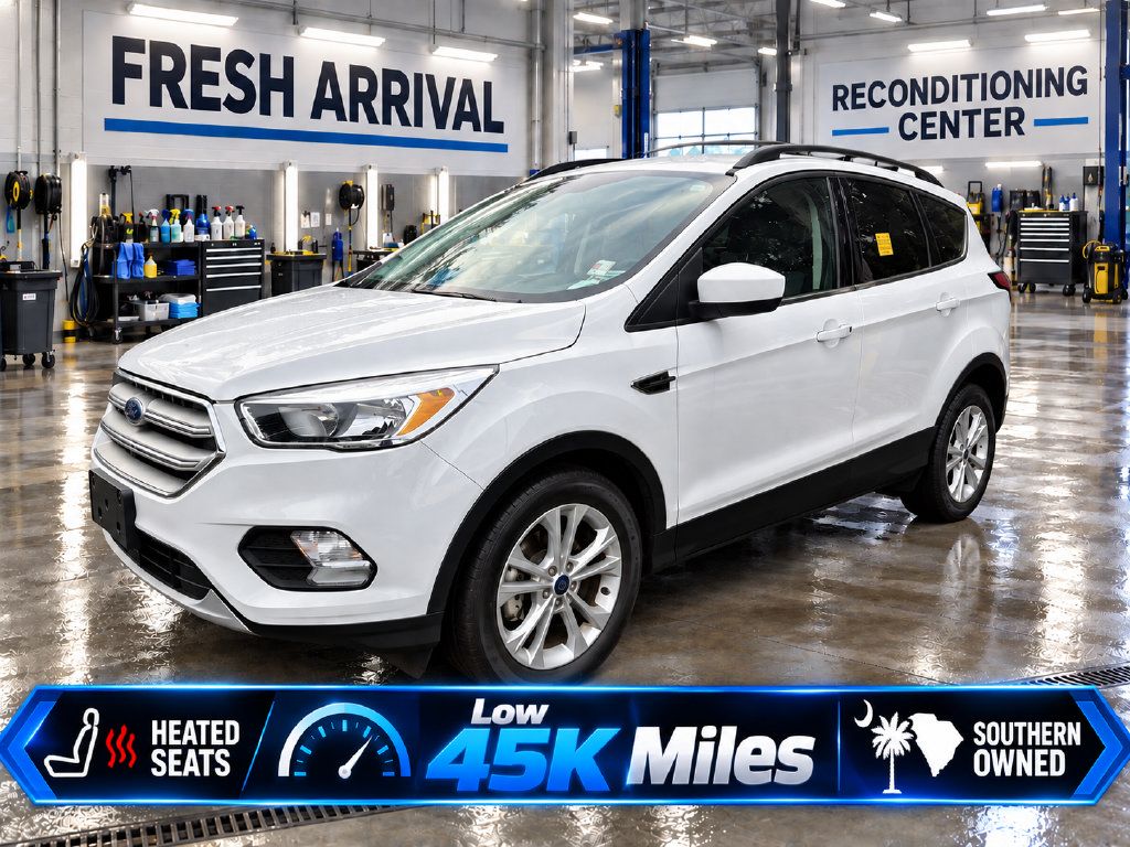 Used 2018 Ford Escape SE FWD image 1