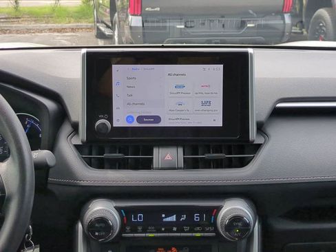 Certified 2024 Toyota RAV4 LE AWD/4WD image 17