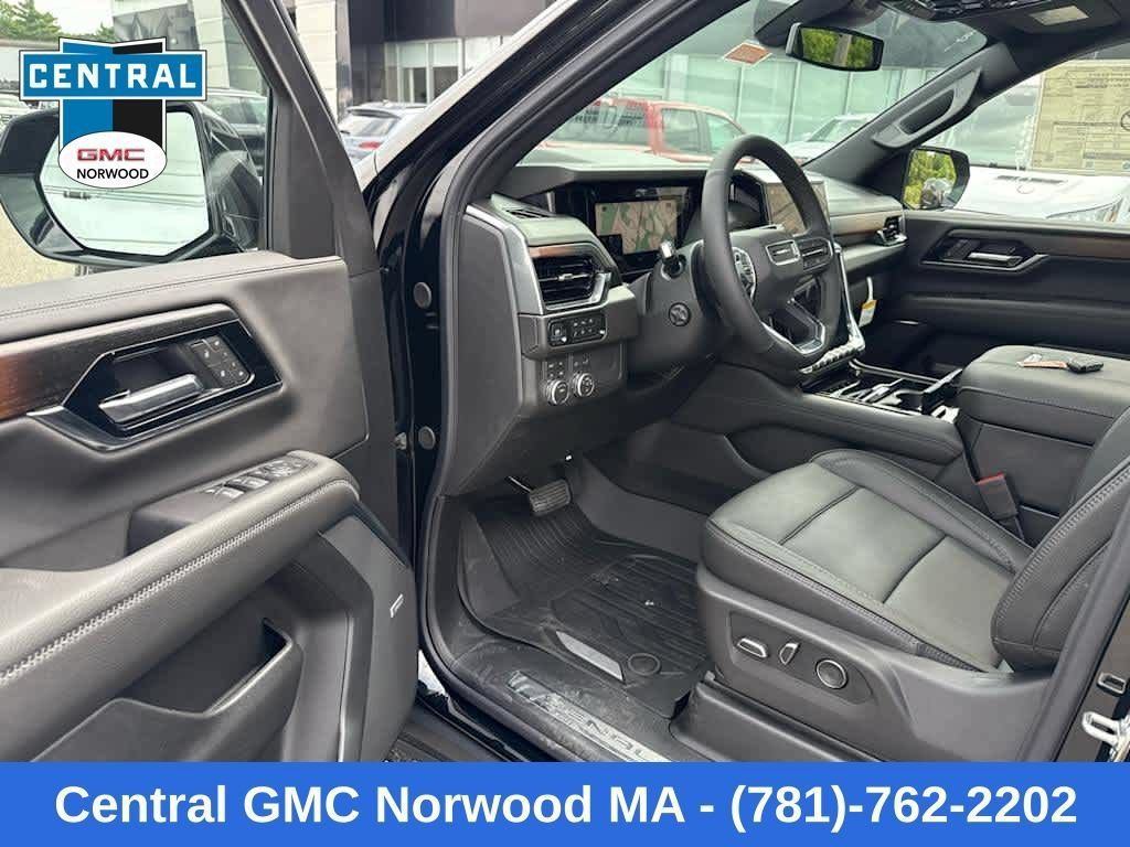 New 2026 GMC Yukon Denali w/ Sun & Power Step Package AWD/4WD image 14