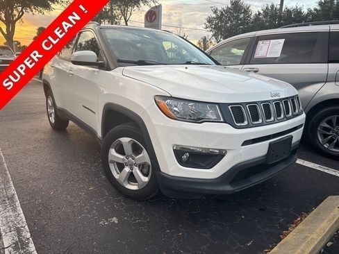 Used 2018 Jeep Compass Latitude w/ Popular Equipment Group image 1