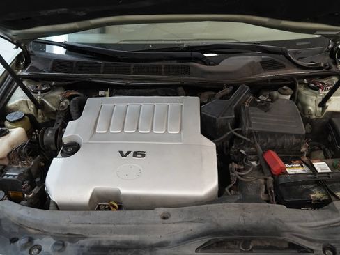 Used 2010 Toyota Avalon Limited FWD image 17