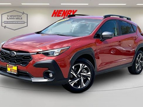 Used 2024 Subaru Crosstrek 2.0i Premium AWD/4WD image 3