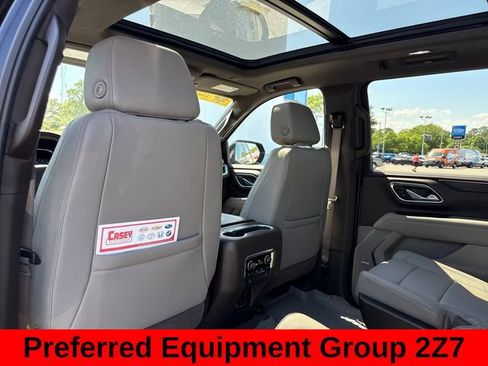 Used 2024 Chevrolet Suburban Z71 w/ Luxury Package AWD/4WD image 22