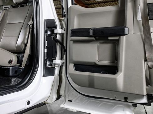 Used 2019 Ford F250 XL w/ XL Value Package image 33