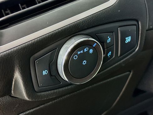 Used 2019 Ford Edge SEL w/ Equipment Group 201A image 9