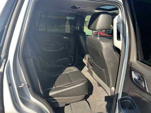 Used 2019 Chevrolet Tahoe LT image 12