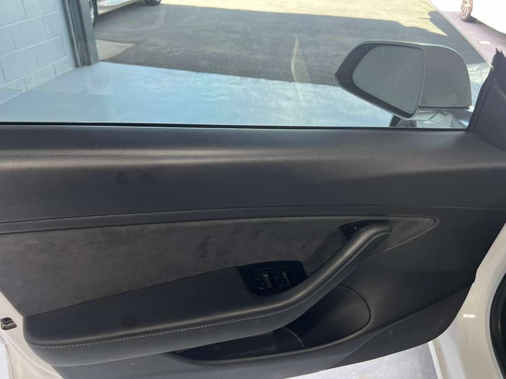 Used 2020 Tesla Model 3 Long Range AWD/4WD image 11