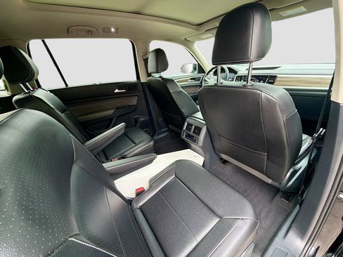 Used 2023 Volkswagen Atlas SEL AWD/4WD image 29