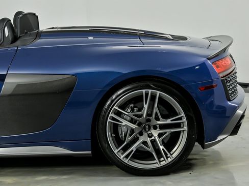 Used 2020 Audi R8 V10 performance image 9