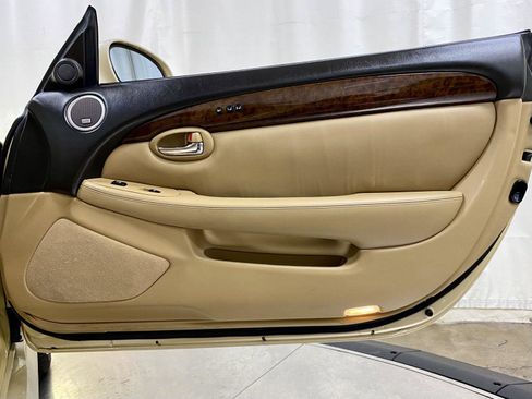 Used 2006 Lexus SC 430 Convertible RWD image 37