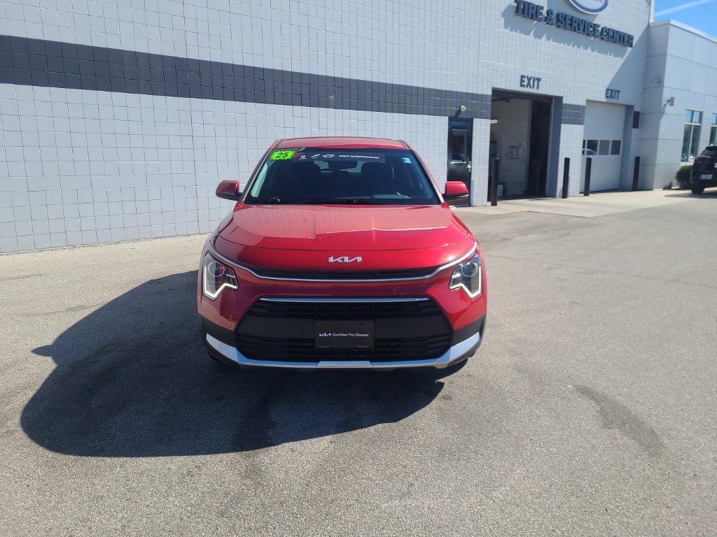 Certified 2025 Kia Niro LX FWD image 9