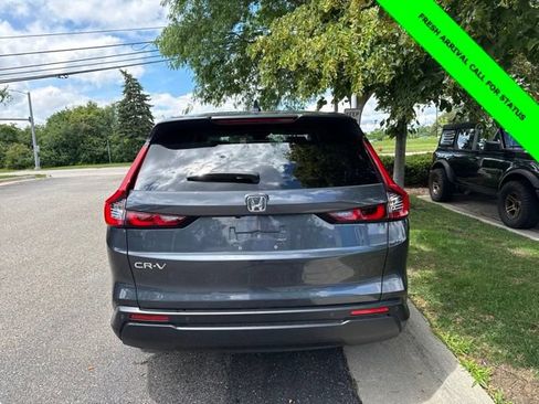 Used 2024 Honda CR-V EX-L image 6