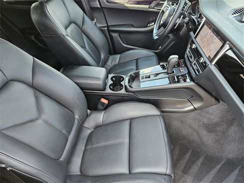 Used 2024 Porsche Macan S image 13