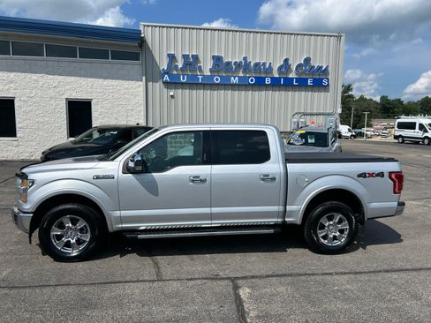 Used 2017 Ford F150 Lariat AWD/4WD image 4