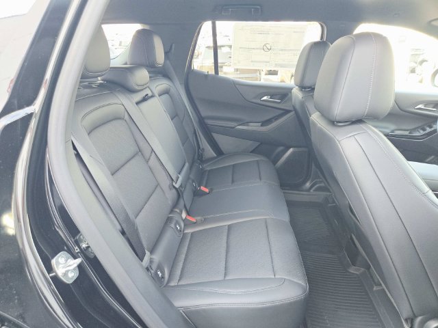 New 2027 Chevrolet Equinox LT w/ Convenience Package II AWD/4WD image 14