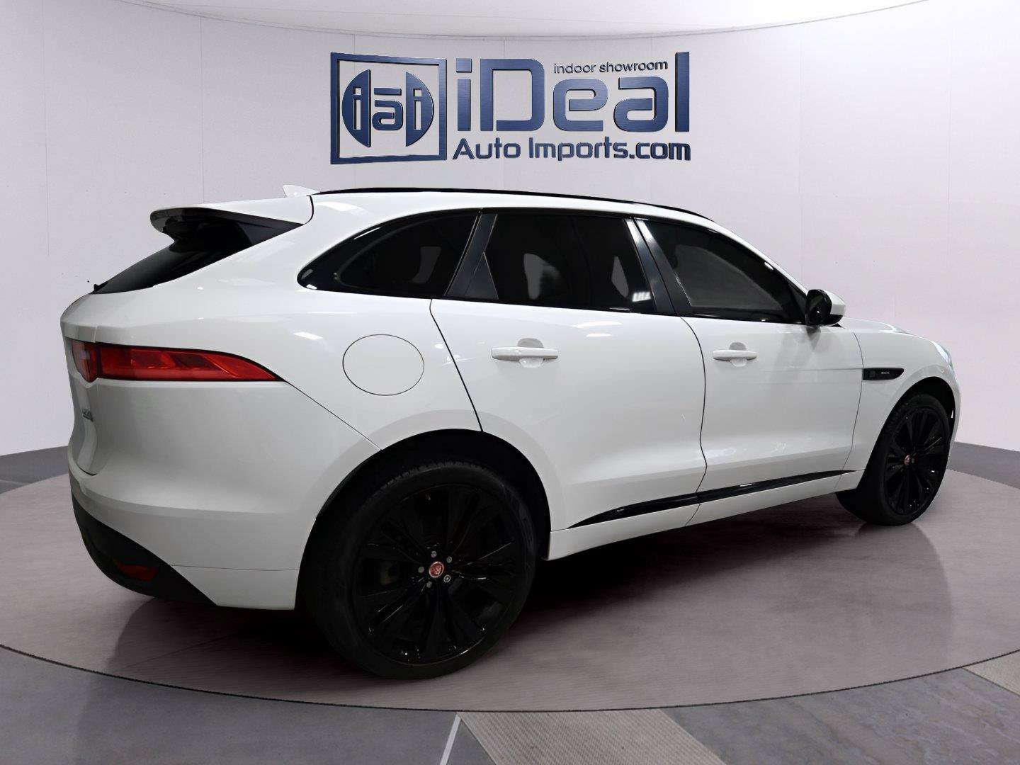Used 2018 Jaguar F-PACE R-Sport AWD/4WD image 5