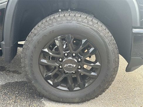 Used 2026 Chevrolet Silverado 2500 High Country w/ Midnight Edition image 5