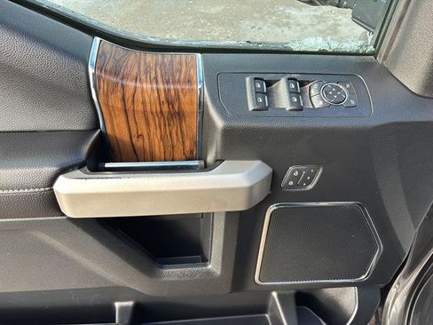 Certified 2018 Ford F150 Lariat image 14