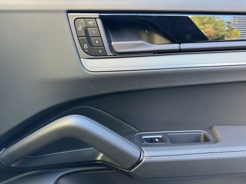 New 2026 Porsche Cayenne E-Hybrid image 19