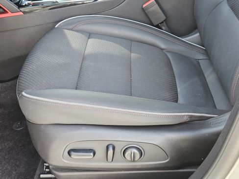 Used 2023 Chevrolet TrailBlazer RS w/ Convenience Package image 24