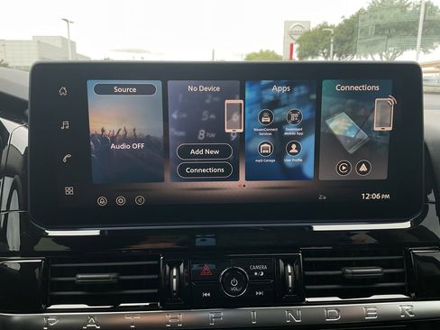 New 2026 Nissan Pathfinder SL FWD image 31