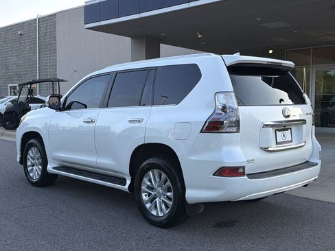 Used 2021 Lexus GX 460 Premium w/ Premium Package AWD/4WD image 9