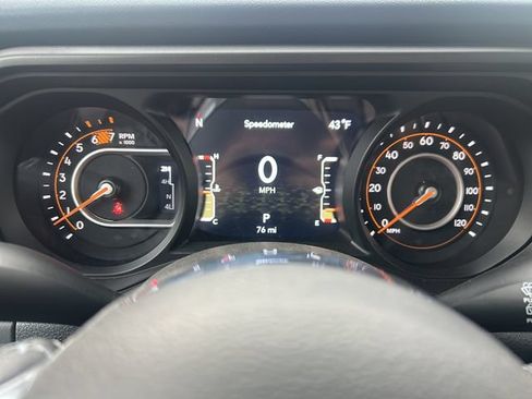 New 2025 Jeep Wrangler Unlimited Sahara w/ Safety Group AWD/4WD image 30