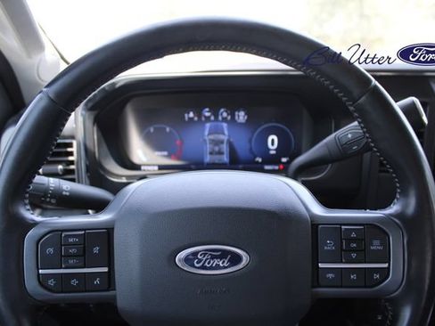Used 2023 Ford F250 Lariat w/ Sport Appearance Package AWD/4WD image 24