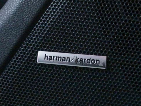 Used 2023 Subaru Crosstrek 2.5i Limited image 15