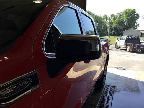 New 2026 GMC Sierra 1500 SLE image 11