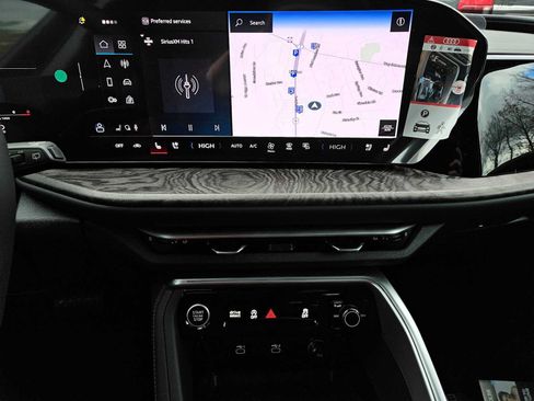 New 2025 Audi Q5 Premium Plus AWD/4WD image 14