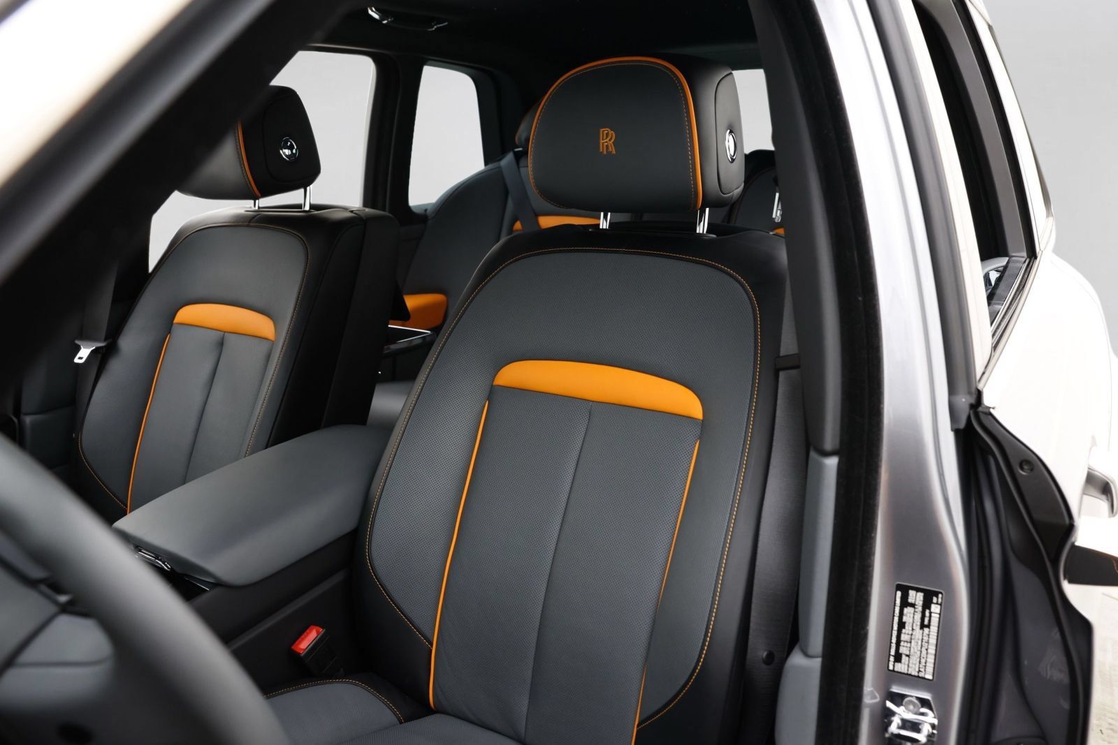 Certified 2023 Rolls-Royce Cullinan w/ Cullinan Package AWD/4WD image 5