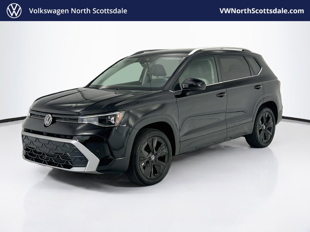 Used 2025 Volkswagen Taos SE w/ Black Wheel Package FWD image 1