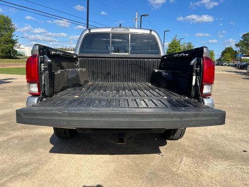 Used 2019 Toyota Tacoma SR w/ SR Convenience Package AWD/4WD image 19