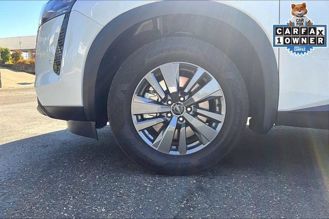 Used 2026 Nissan Pathfinder SV w/ Cargo Package AWD/4WD image 9