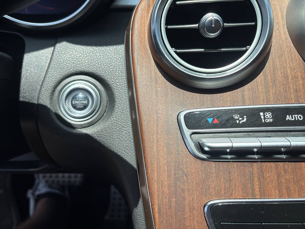 Used 2019 Mercedes-Benz C 300 4MATIC Sedan w/ AMG Line image 27