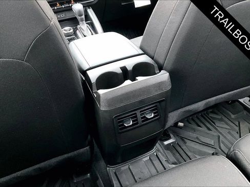 Used 2024 Chevrolet Colorado Trail Boss w/ LPO, Dark Essentials Package image 11