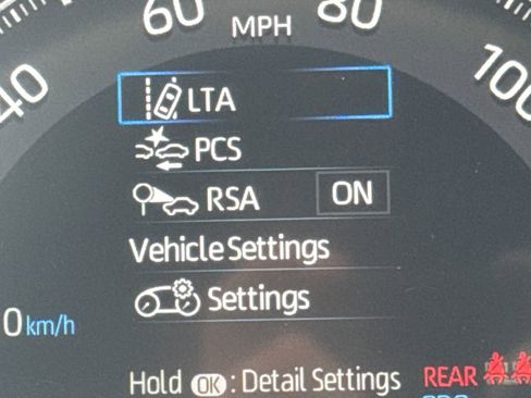Used 2023 Toyota RAV4 LE AWD/4WD image 19