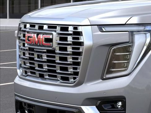 New 2026 GMC Yukon Denali RWD image 13