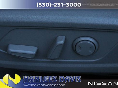 Used 2022 Hyundai Elantra SEL w/ Convenience + Premium Package image 12