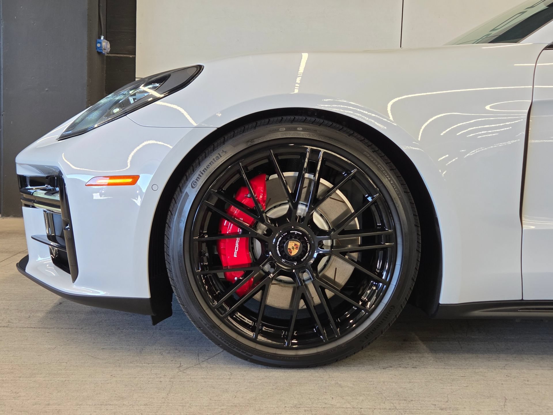 New 2026 Porsche Panamera GTS AWD/4WD image 9