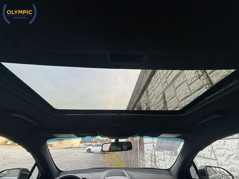 Used 2017 Lincoln MKZ Premiere image 31