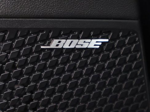 Used 2023 Hyundai Elantra Limited image 38