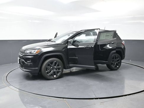 New 2026 Jeep Compass Limited w/ Sun, Sound & Navigation Group AWD/4WD image 45
