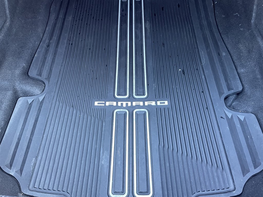 Used 2017 Chevrolet Camaro SS RWD image 35