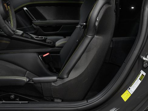 Used 2024 Porsche 911 GT3 RS RWD image 31