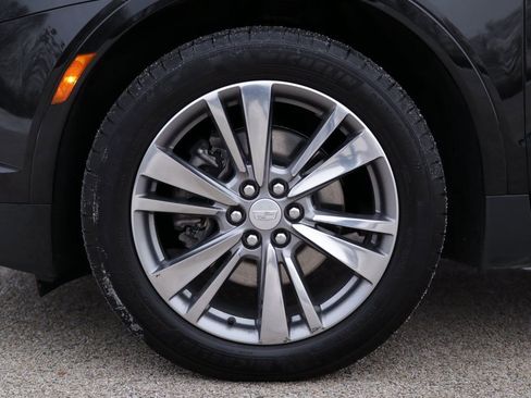 Used 2025 Cadillac XT5 Premium Luxury image 39