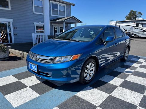 Used 2012 Honda Civic LX image 2