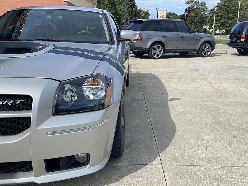 Used 2006 Dodge Magnum SRT8 RWD image 4